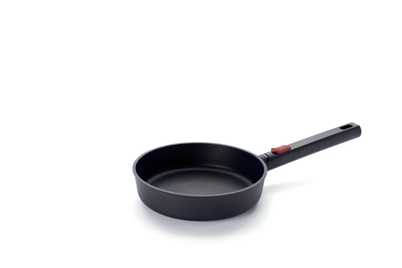 Woll Nepřilnavá pánev Eco Logic QXR s odnímatelnou rukojetí, 20 cm 1520LCI-Q