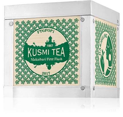 Sypaný čaj Makabari Kusmi Tea v kovové krabičce