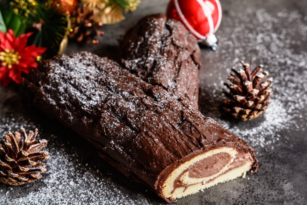 Piškotová rolád s čokoládovým krémem Ganache, Polínko - Bûche de Noël